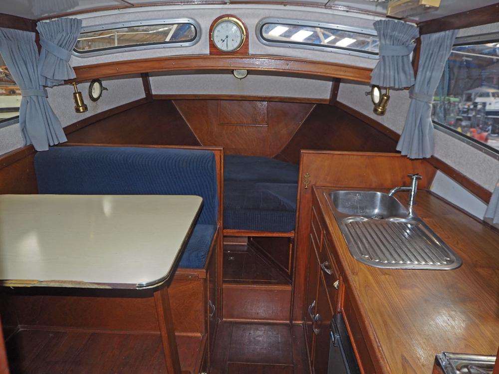 Fore ship, Accommodation